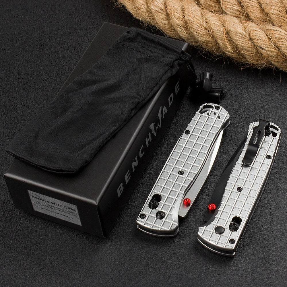 BM535 Bk-4 Checkered Aluminum Handle D2 Outdoor Folding Tool