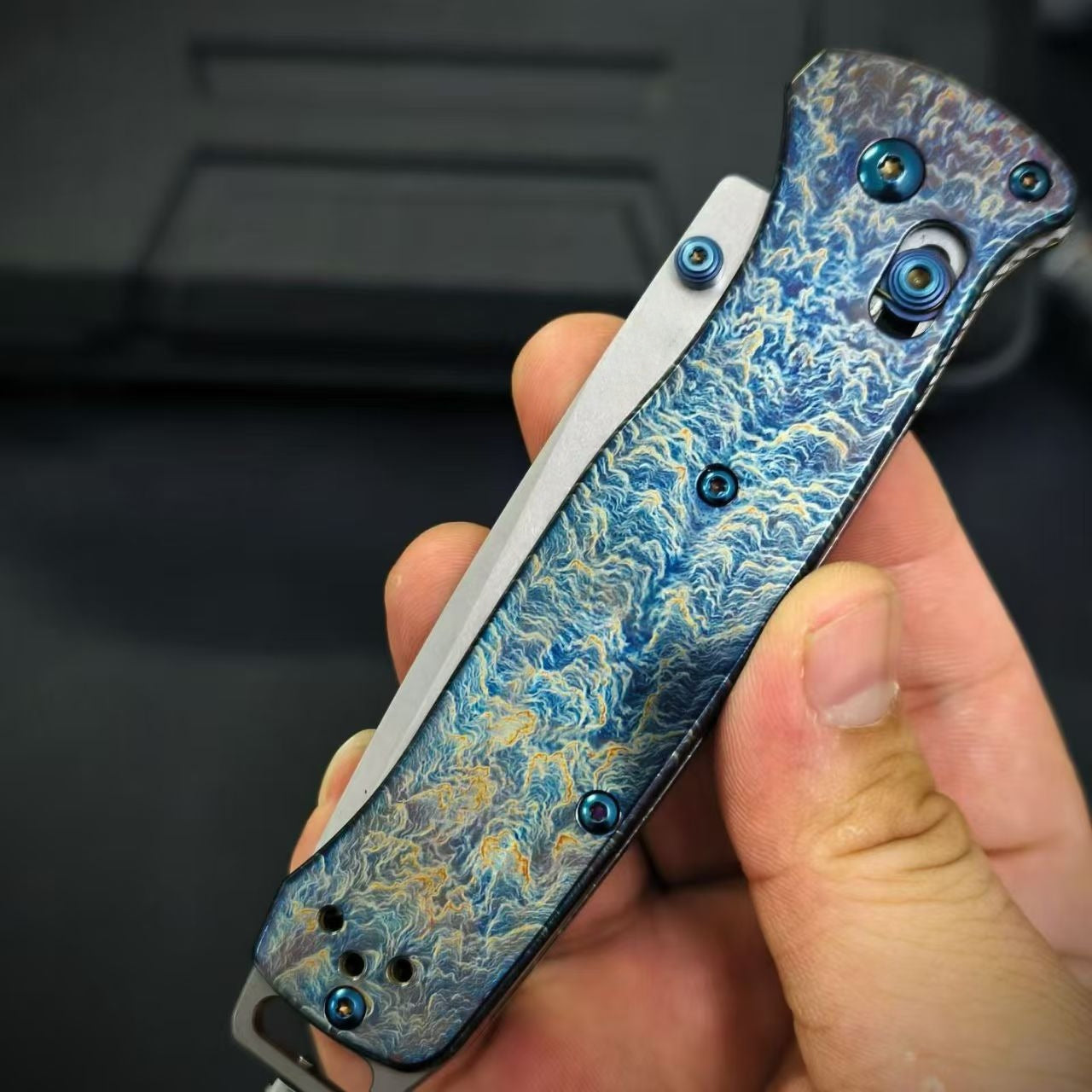 BM537BK Titanium Alloy Lightning Pattern Outdoor Folding Tool