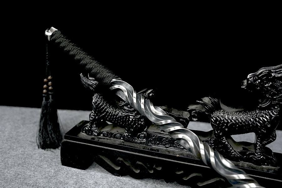 Solid One-Piece Outdoor Tool