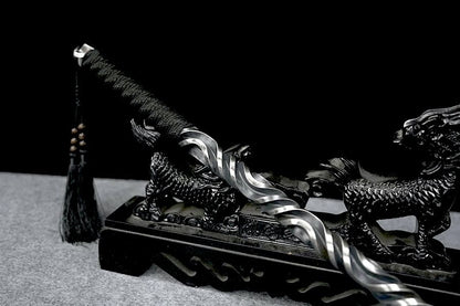 Solid One-Piece Outdoor Tool