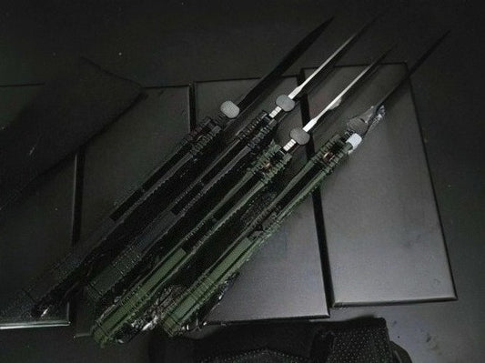 BM391 Nylon Fiberglass Plastic Handle D2 Steel Outdoor Folding Tool